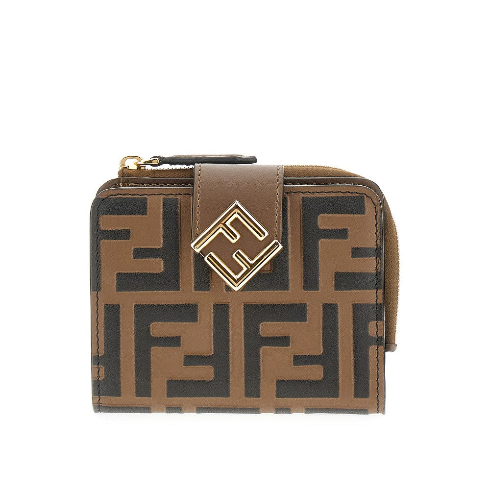 Fendi short wallet sale