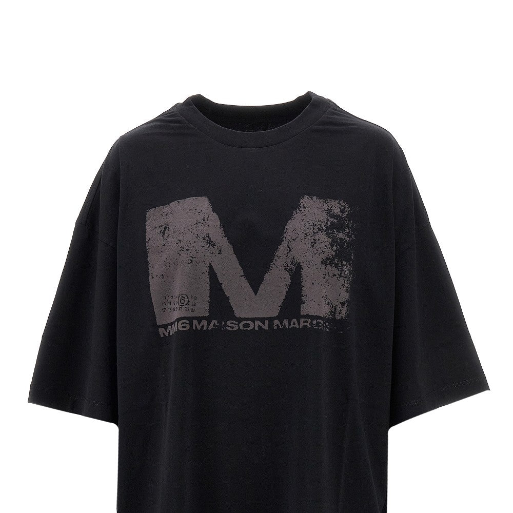 T-shirt oversize con stampa logo