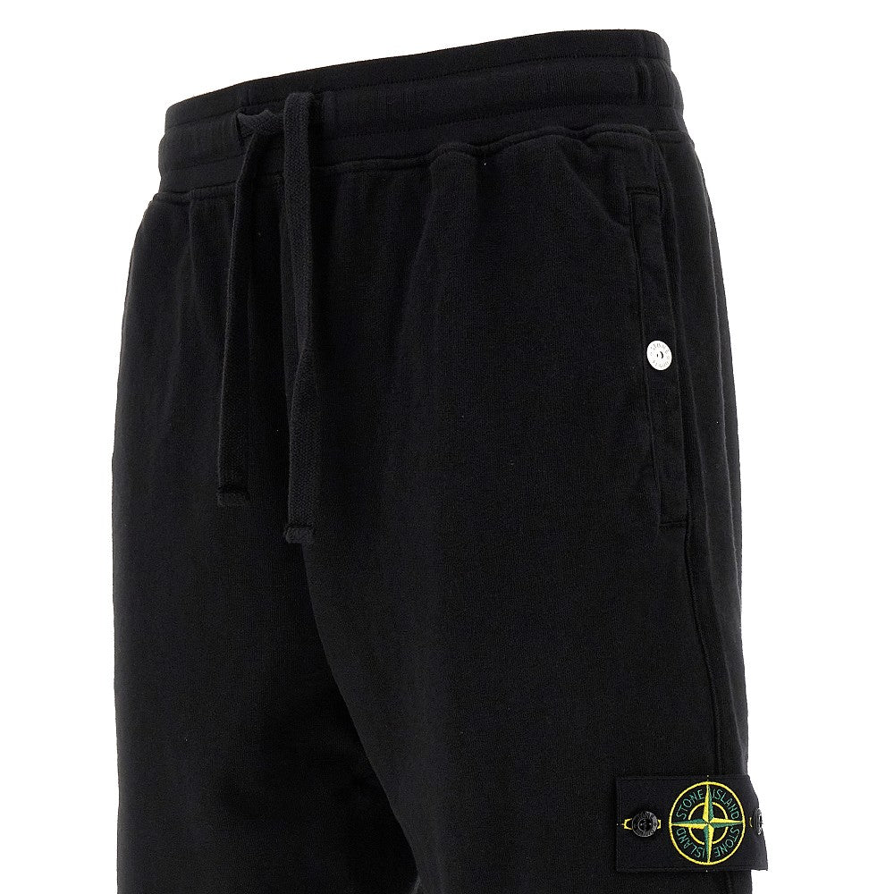 Sweatshorts with logo badge