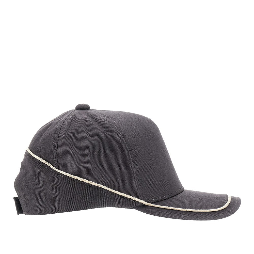 Cappello baseball con logo ricamato