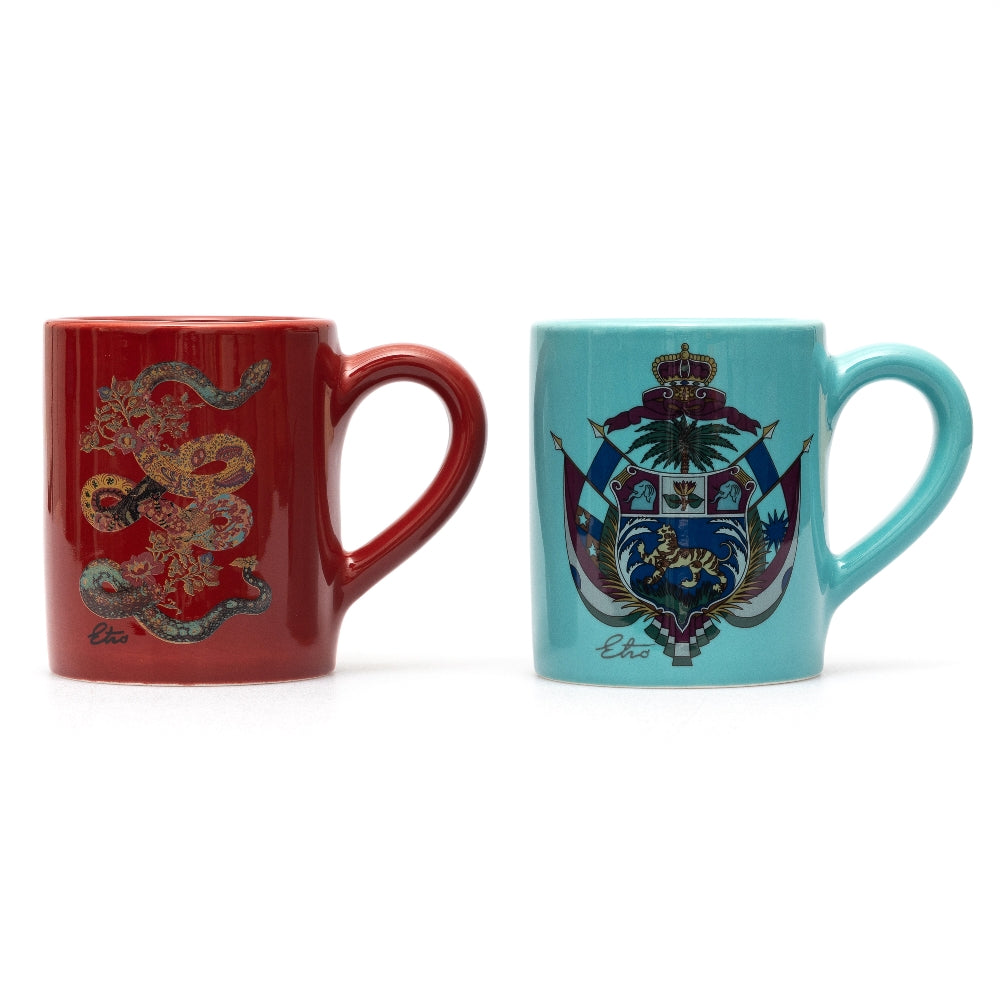 Set of 2 cups with decoration