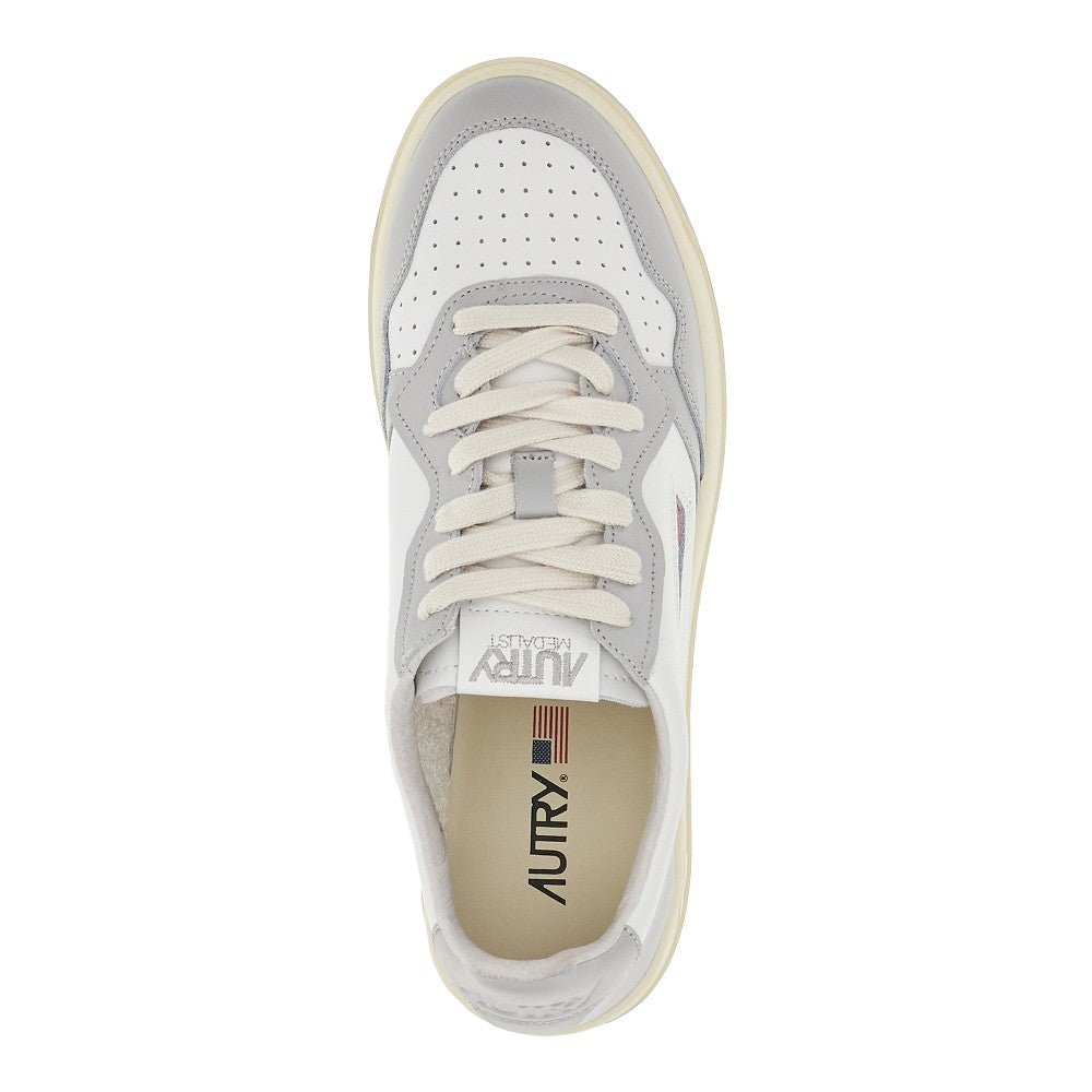 Medalist Low sneakers