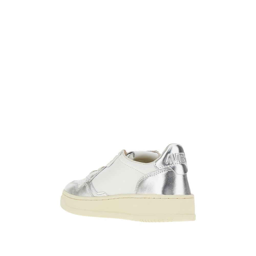 Leather Medalist Low sneakers